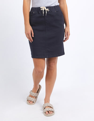 Front view of Rio Skirt Navy from Foxwood with elastic waist and contrast drawcord.