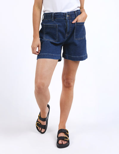 pockets

Elm Lifestyle Lennox Denim Shorts profile view