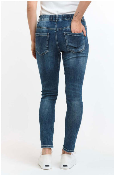 Italian Star Emma Jeans in dark wash denim. Size S