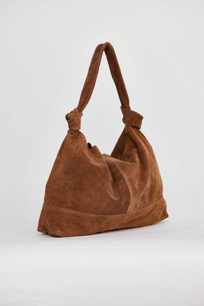 Lina Suede Bag in tan. 