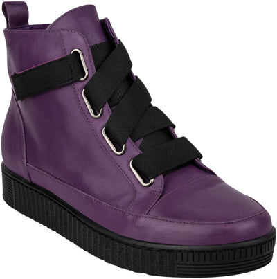 Hinako Piper Ankle Leather Boot in Purple 